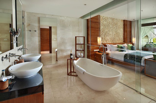 freestanding bathtub